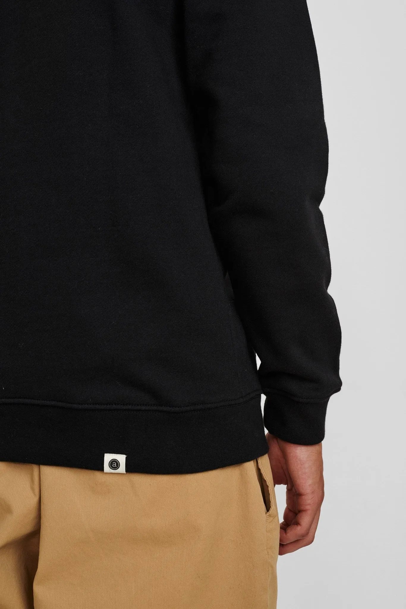 AKELLIOT NOOS ZIP HOODIE - Caviar