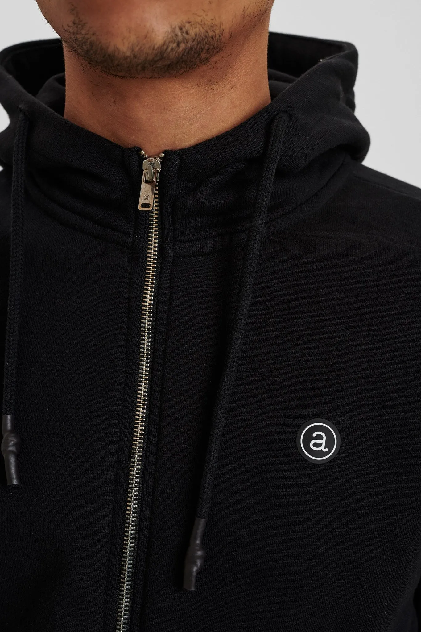 AKELLIOT NOOS ZIP HOODIE - Caviar