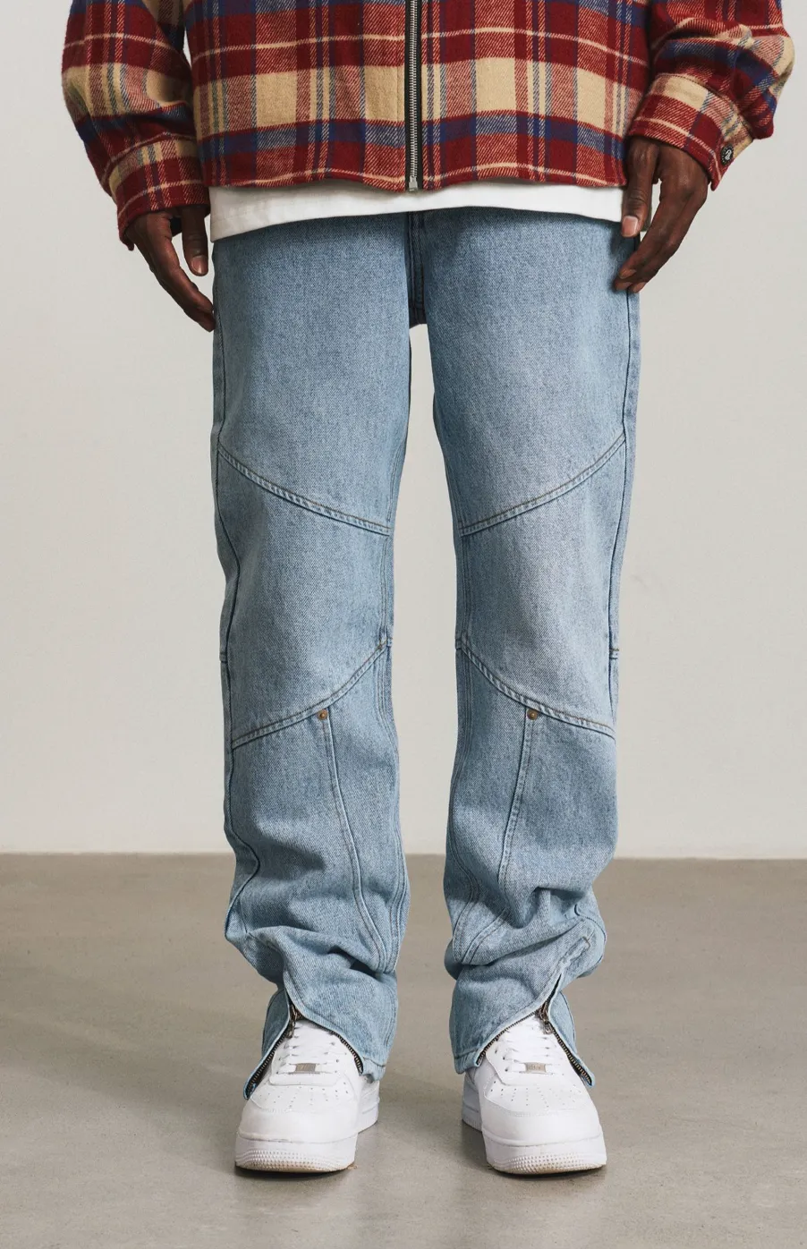 ANTIDOTE Washed Zipper Deconstructed Patchwork Denim Jeans