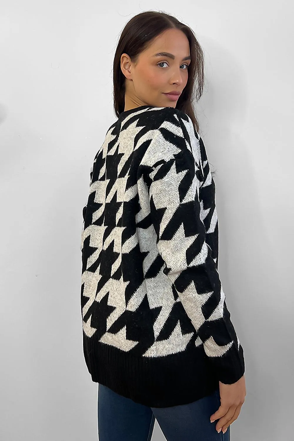 Black White Dogtooth Pattern Pullover