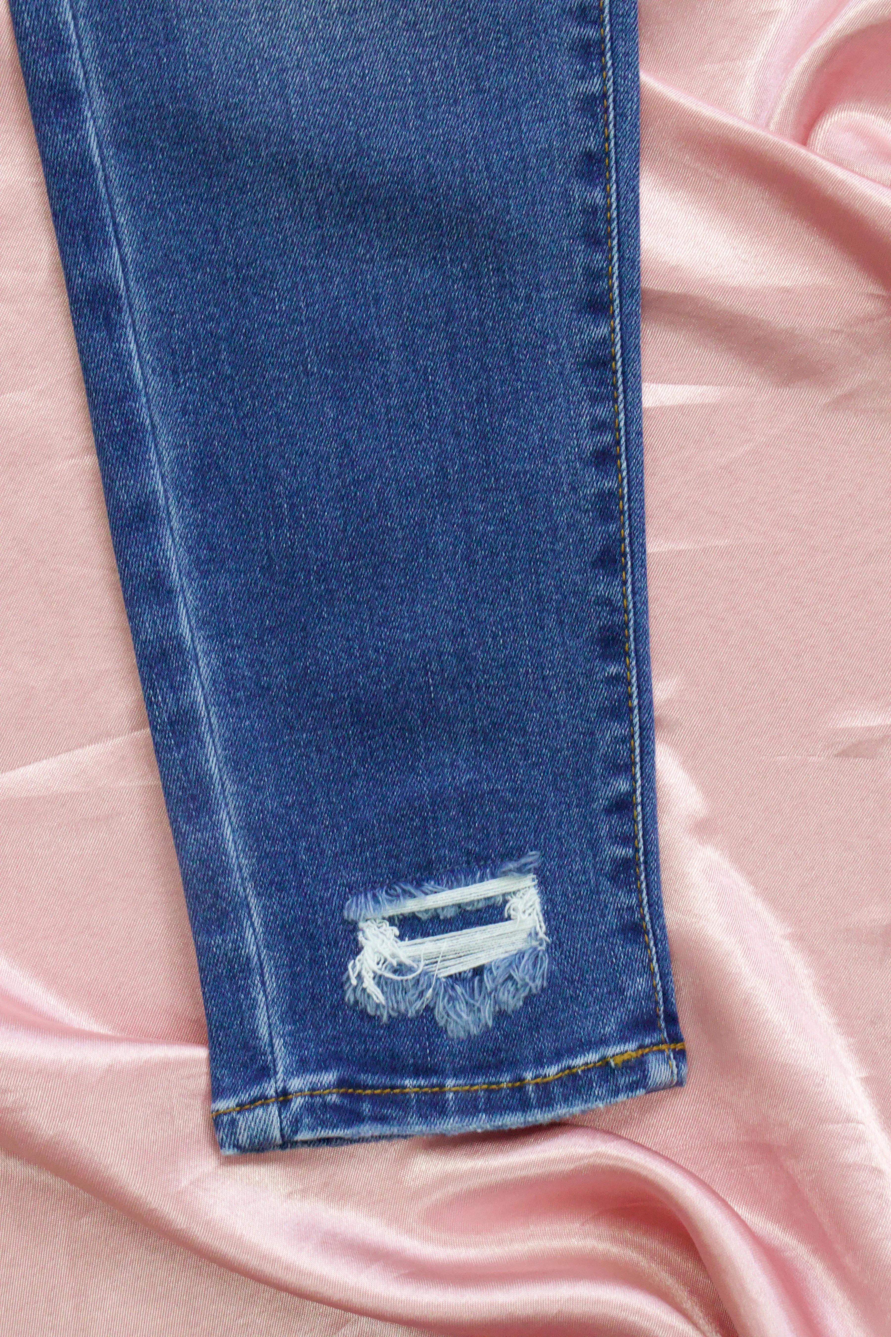 JEANS ESTILO SKINNY RASGADO TIRO ALTO 90292