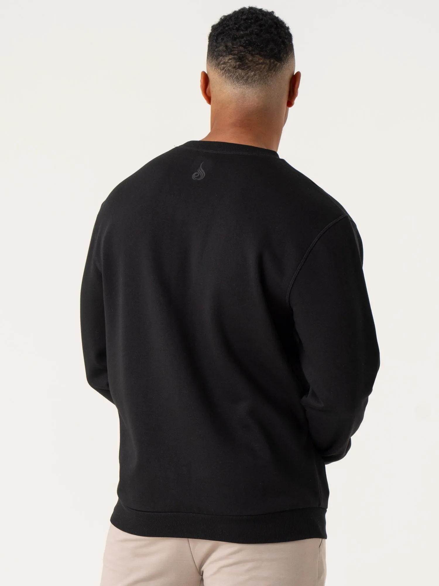 Pursuit Pullover - Black