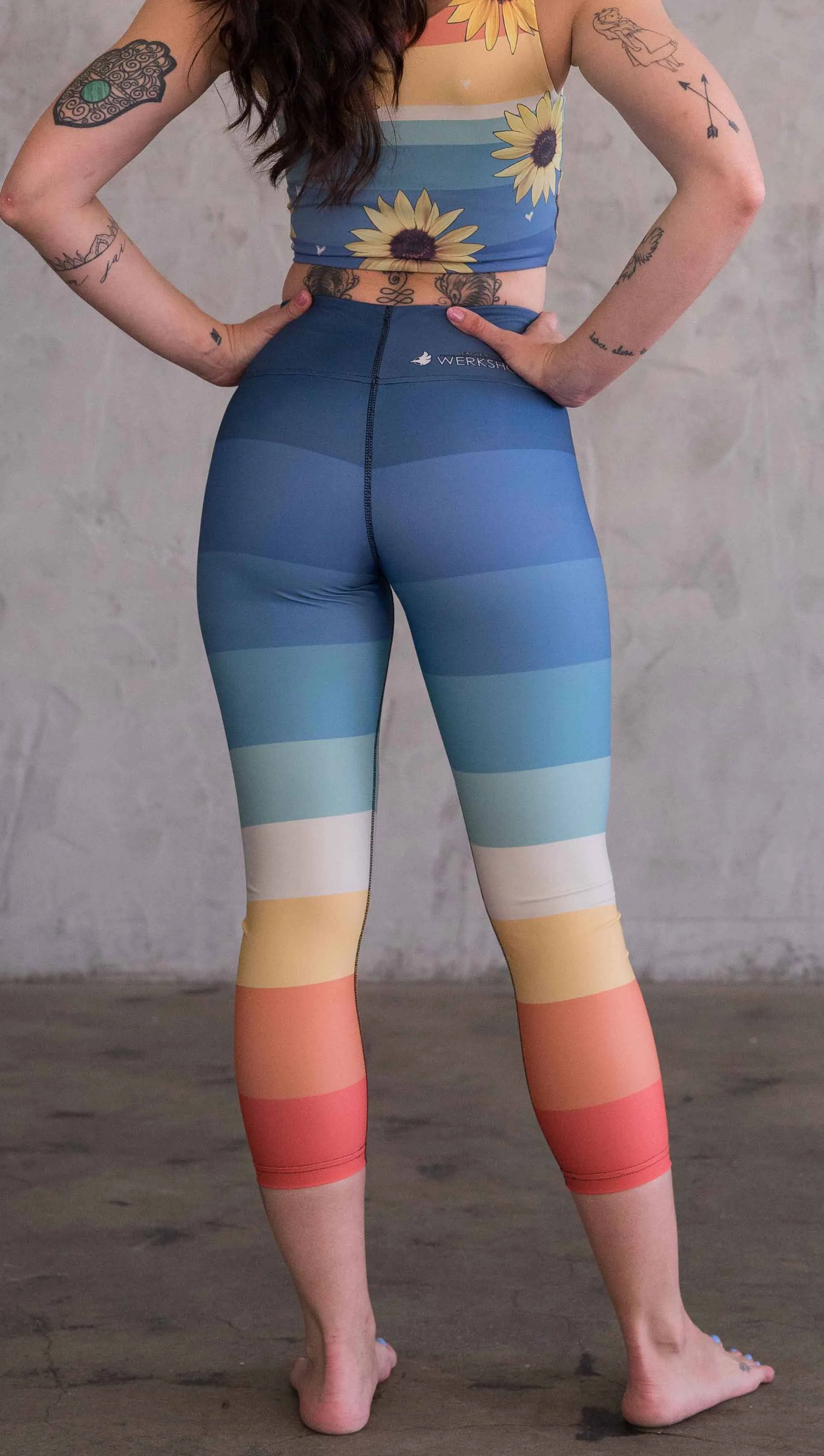 Vintage Rainbow - Triathlon Capri Leggings