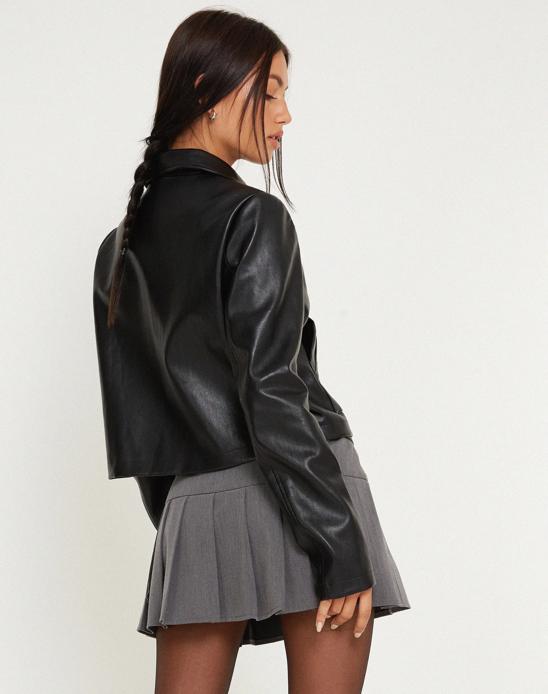 Yonde Zip Up Jacket in PU Black